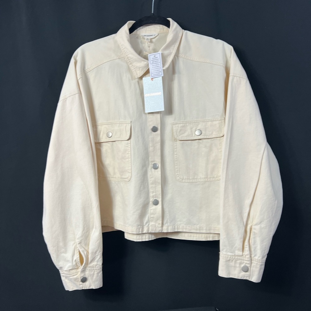 Eesome Off-White Button-Up Jacket
